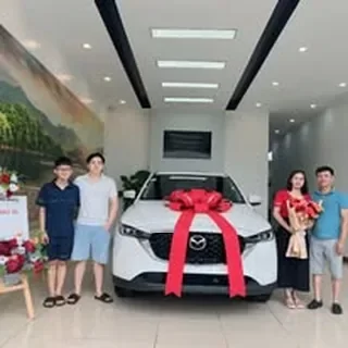 Hoạt động tư vấn và giao xe Mazda tại Hà Giang 3